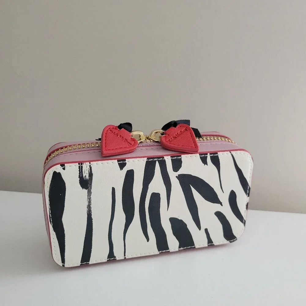 Zebra Trish McEvoy Leather Travel Makeup Bag Case With Hearts Gold Zip 6 x 3 x 2